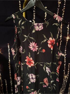 Black Floral Sleeveless Women’s dress - Pink & Red Blooms